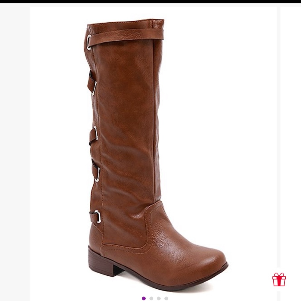 Brown criss cross back tall boots